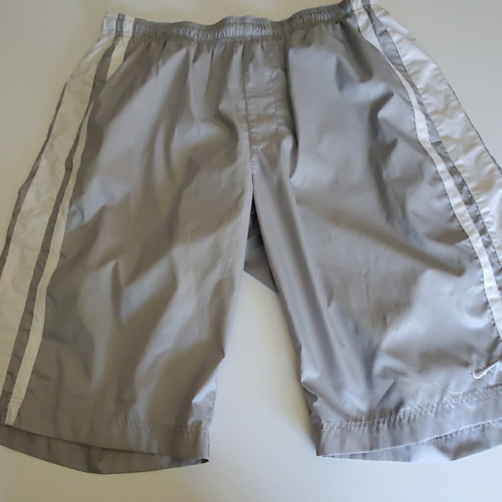 Mens nike swimming trunks size large